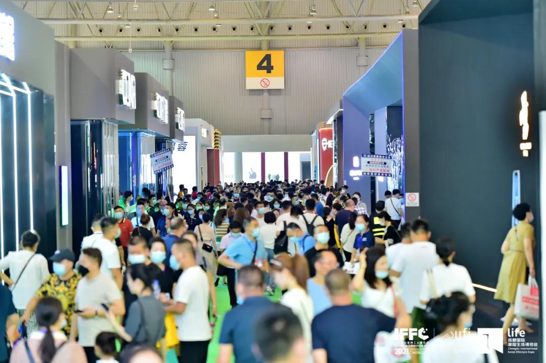 2021成都展，不止是年轻化，沙发、软床、床垫三大品类市场进化