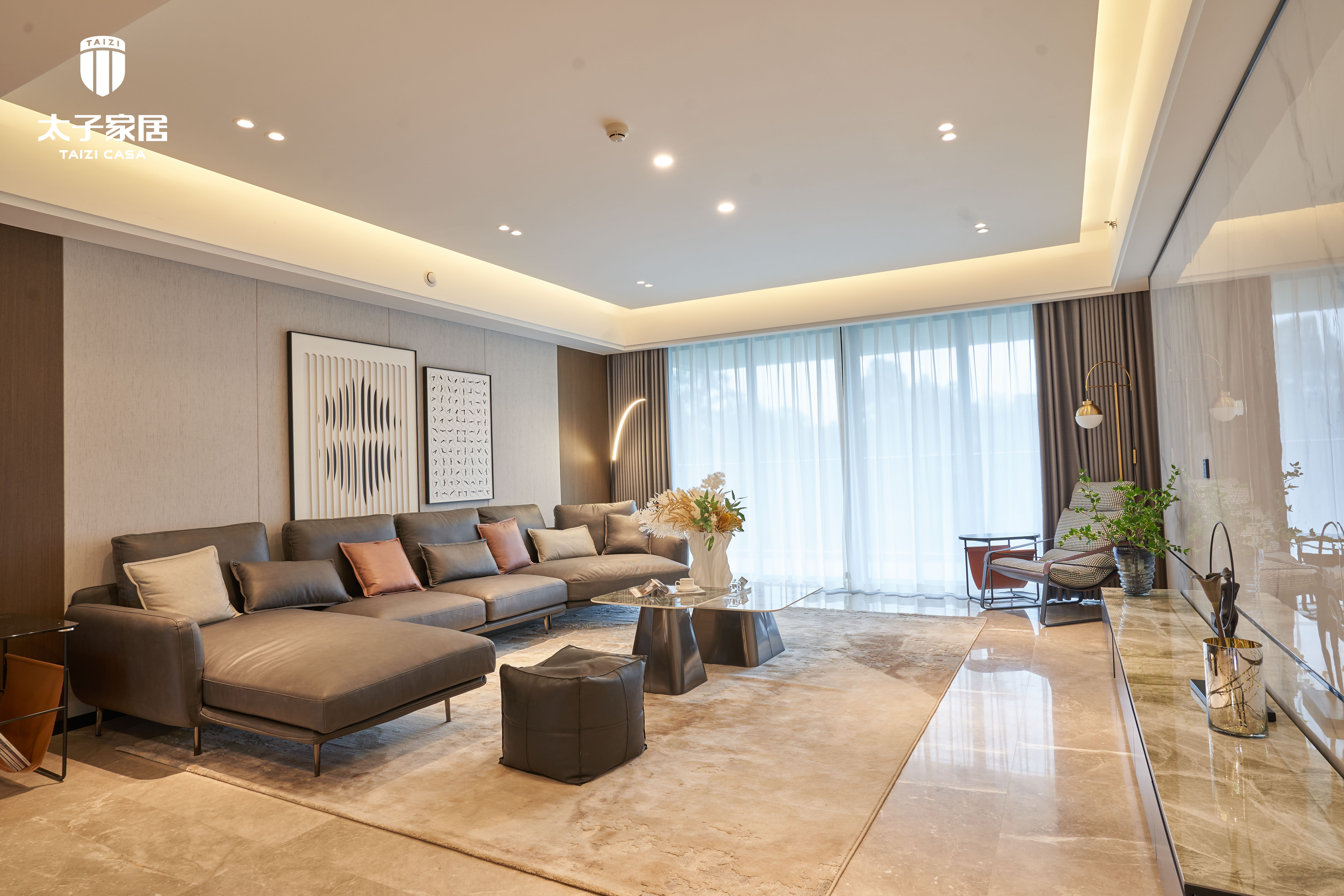 280平极简大宅，简练而丰沛的美