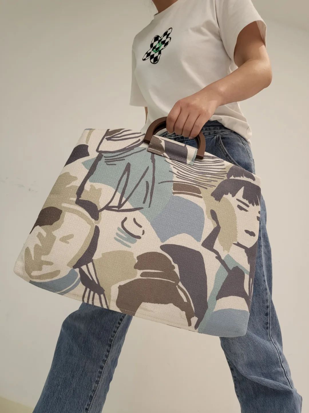 「焕」新装备 | 早秋通勤包包指南