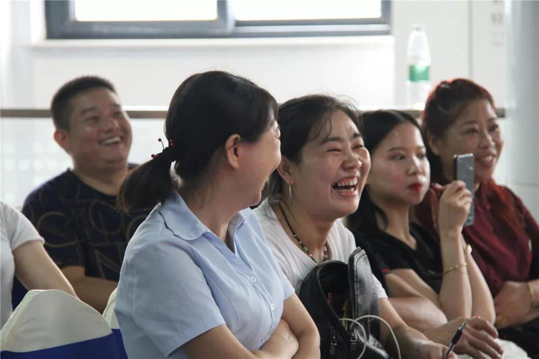 https://image.ipaiban.com/upload-ueditor-image-20180812-1534057767104091268.jpg