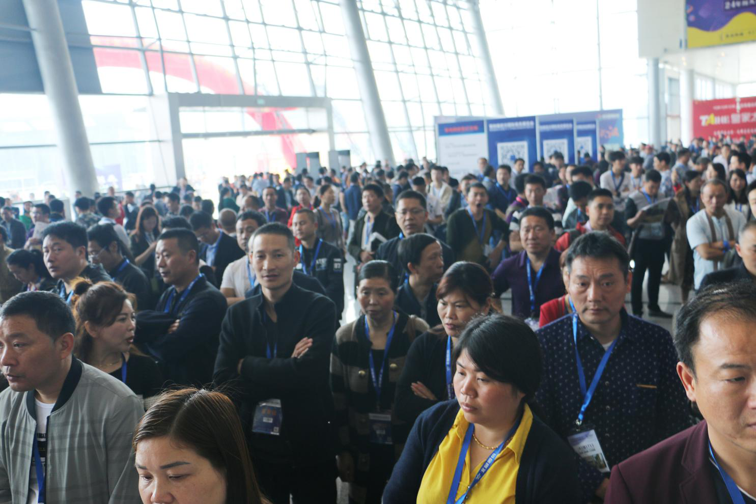 五年探索 凝聚力量 | 2019第五届武汉国际家具展览会全新起航！