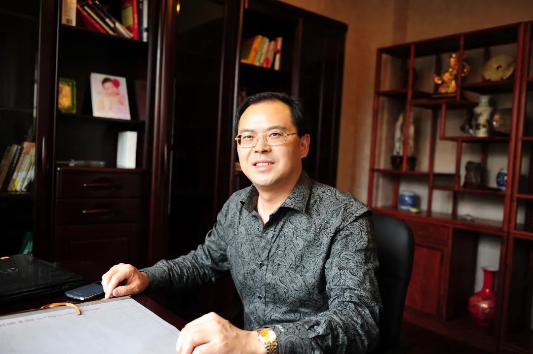 人间印象：高举爱心大旗，志行中国，渠道为王！