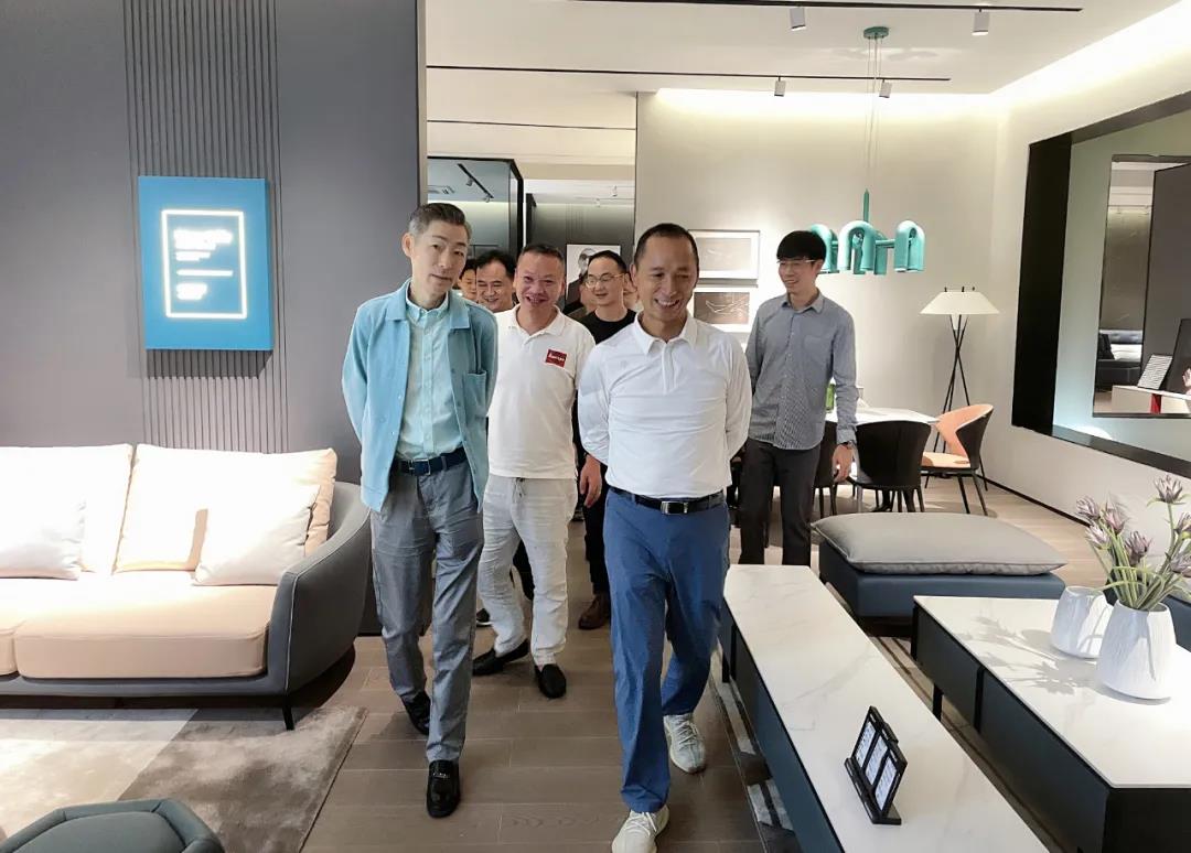 走进艾珀、欧曼、米斐、艺标，四川省家具进出口商会携手红星